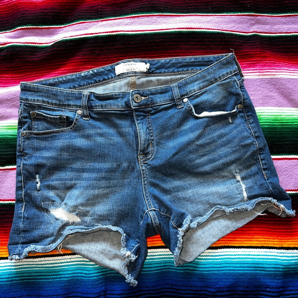 Torrid size 14 denim shorts